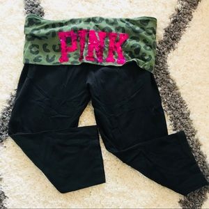 Victoria's Secret PINK Yoga Capri Leggings